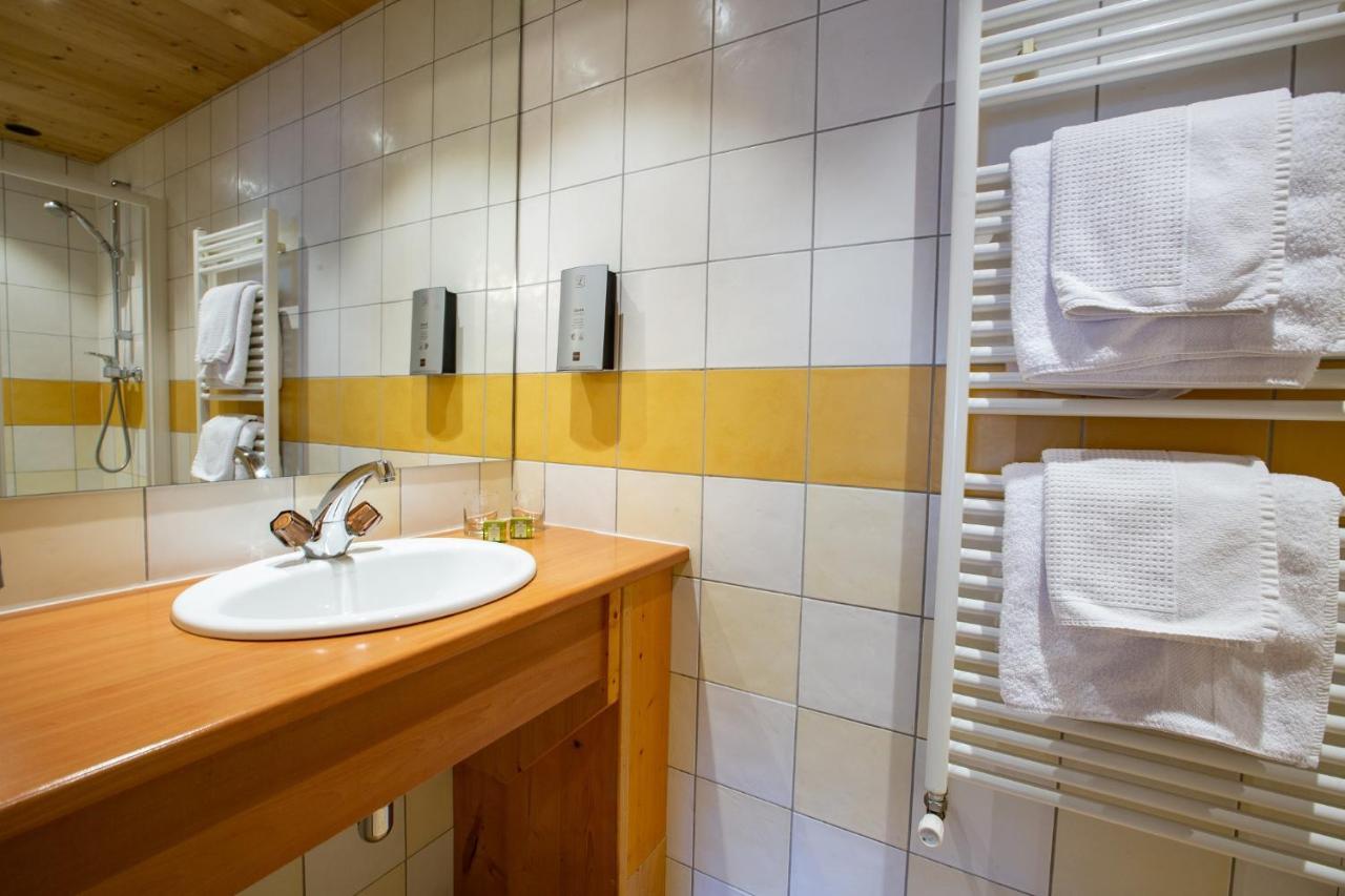 Hotel Les Bruyeres Морзин Экстерьер фото