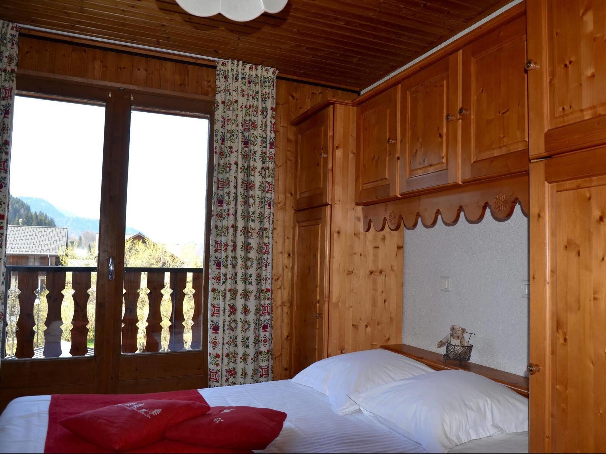 Hotel Les Bruyeres Морзин Экстерьер фото