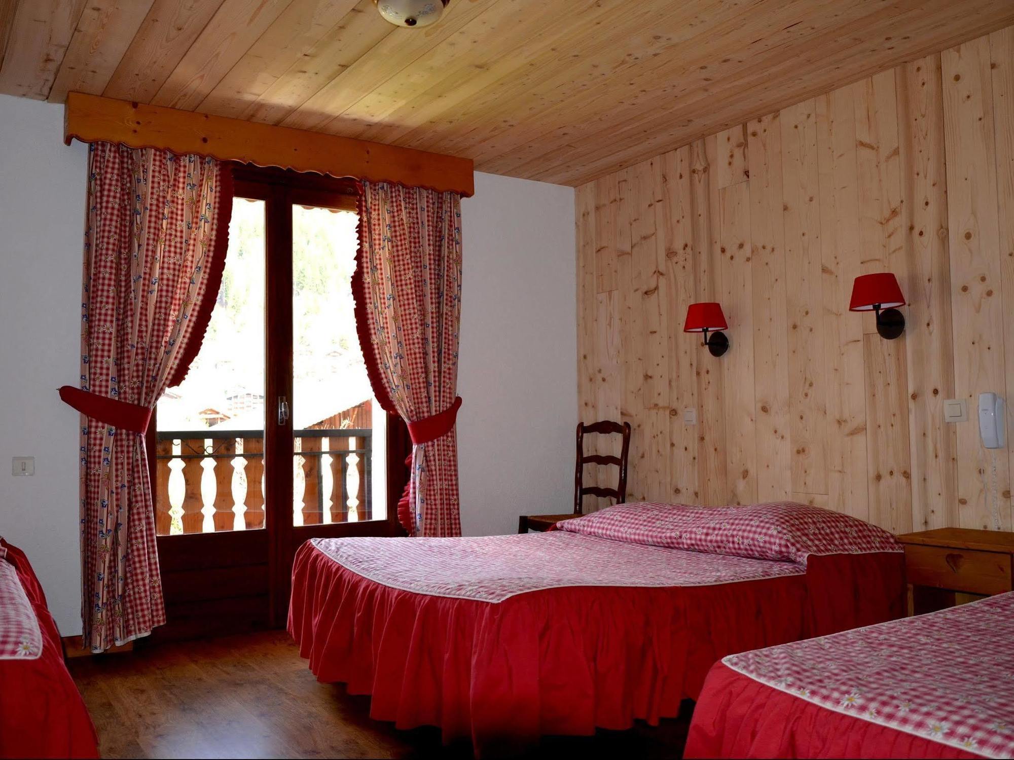 Hotel Les Bruyeres Морзин Экстерьер фото